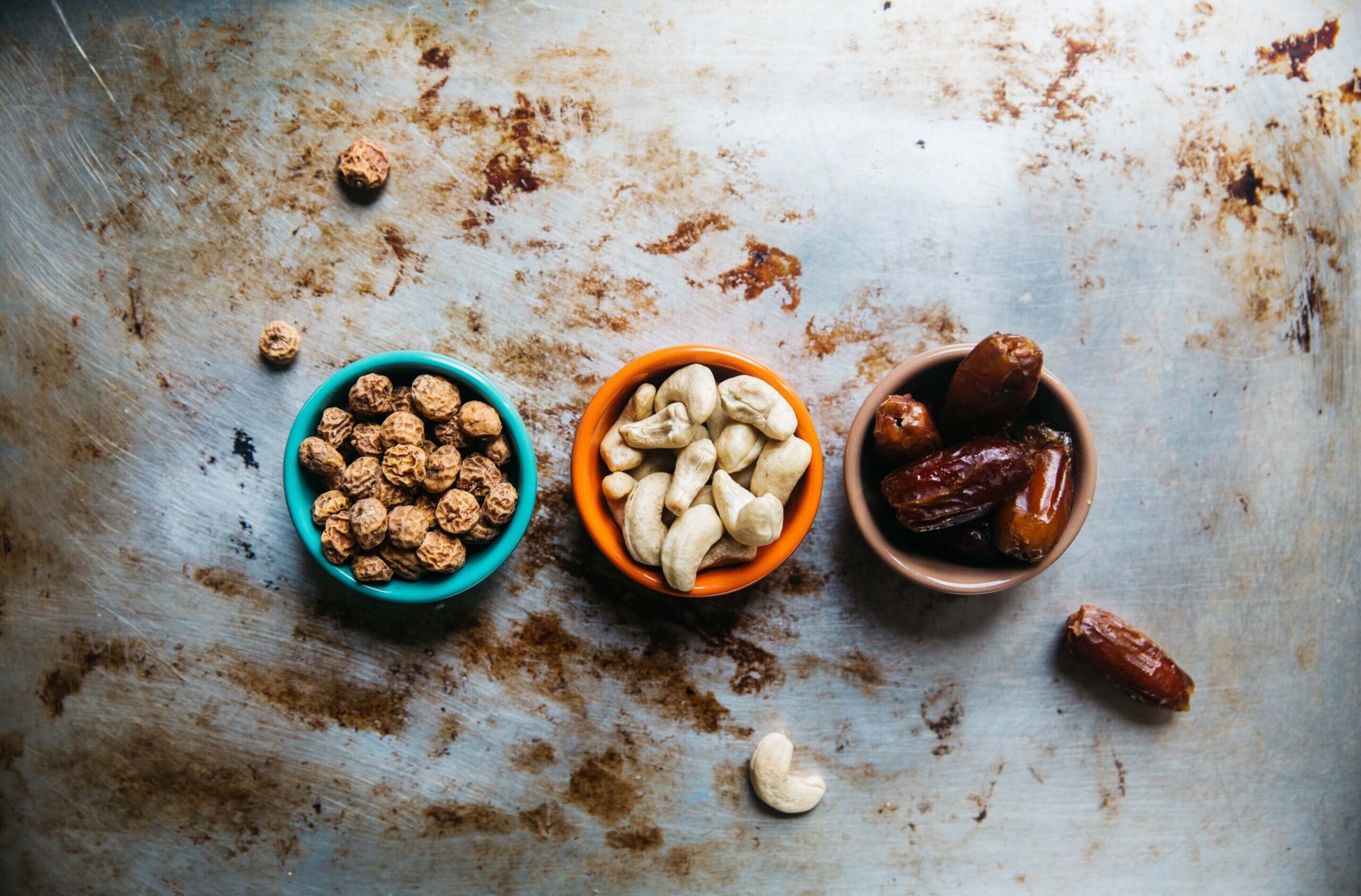 Bowls with Nuts Morbi vitae purus dictum, ultrices tellus in, gravida lectus.